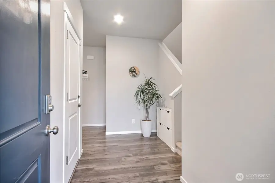 2037 81st Avenue E, Edgewood, WA 98371 - Image #3