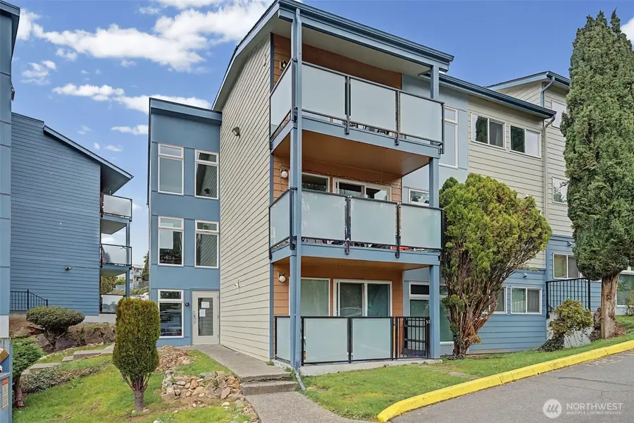 15142 65th Avenue S #313, Tukwila, WA 98188 - #3