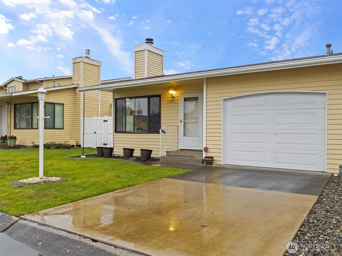1939 F Street Se #12, Auburn, WA 98354 - Image #1