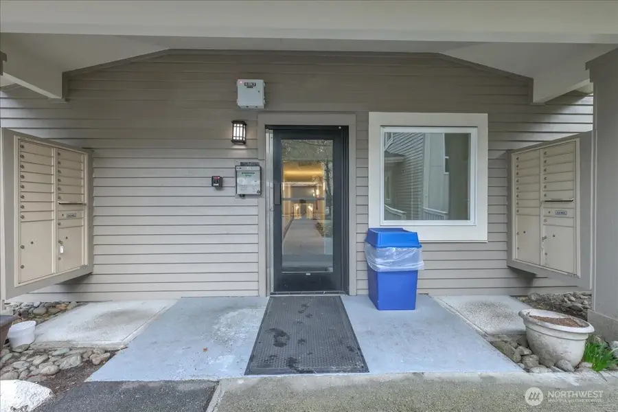 12631 NE 9th Place #C305, Bellevue, WA 98005 - #3