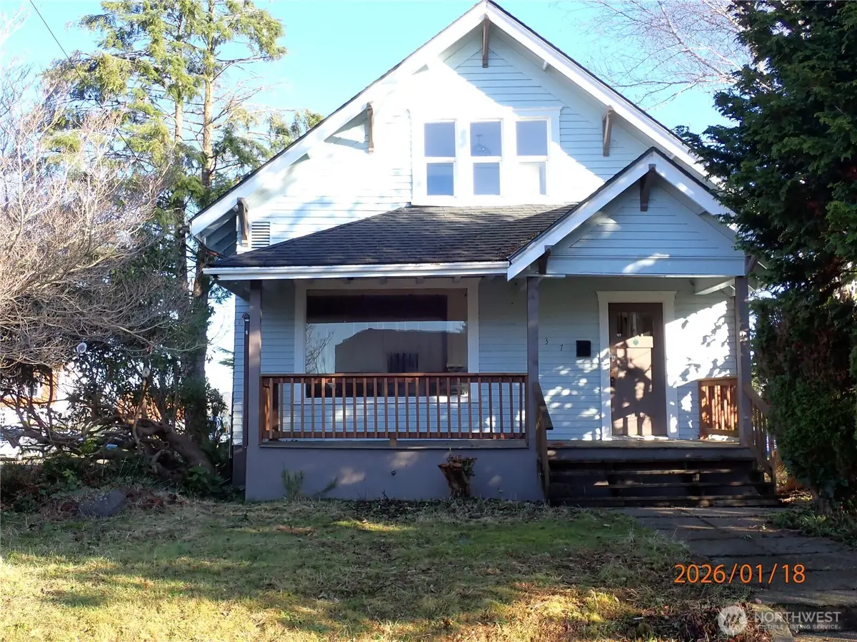 237 13th Street, Raymond, WA 98577 - Image #1