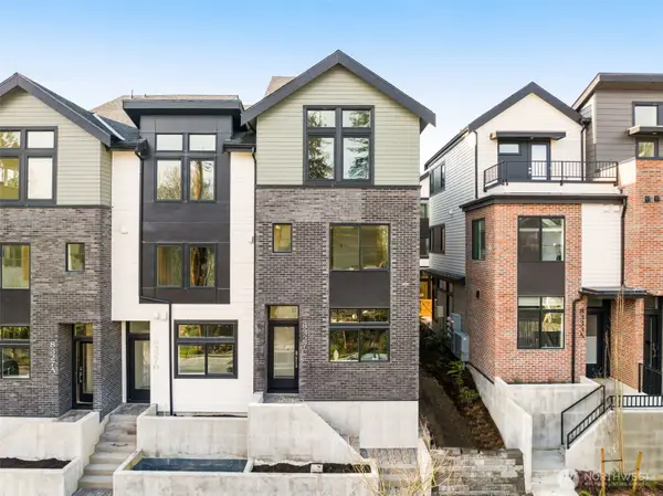 8327 12th Avenue Nw, Seattle, WA 98117