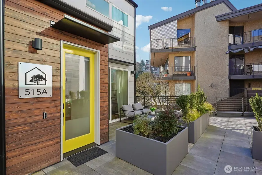 515 Howe Street #A, Seattle, WA 98109 - #2