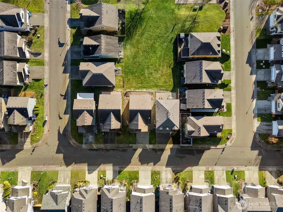 629 Shirehill Street, Bremerton, WA 98310 - Image #3