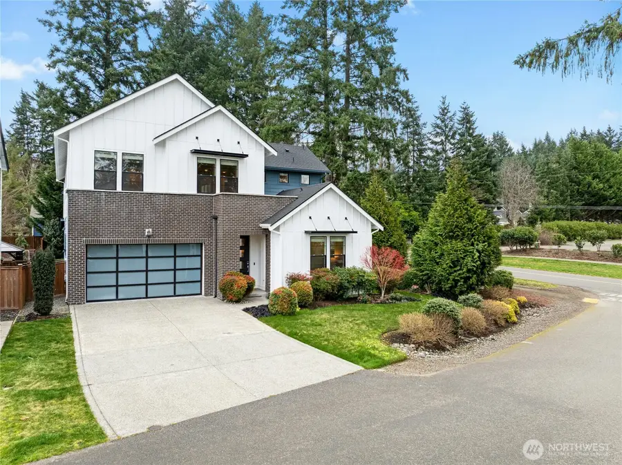 8784 NE Winslow Grove Ct, Bainbridge Island, WA 98110 - #2