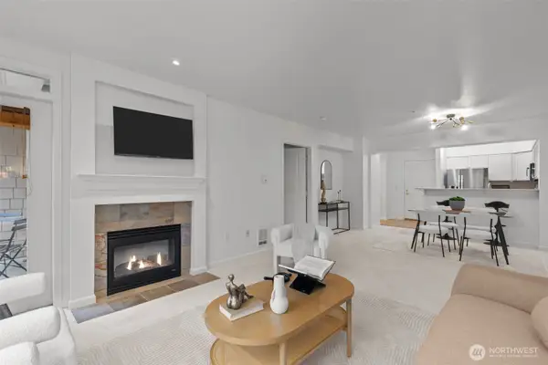 1525 NW 57th Street #303, Seattle, WA 98107