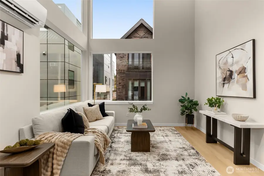 1123 10th Avenue E, Seattle, WA 98102 - Image #2