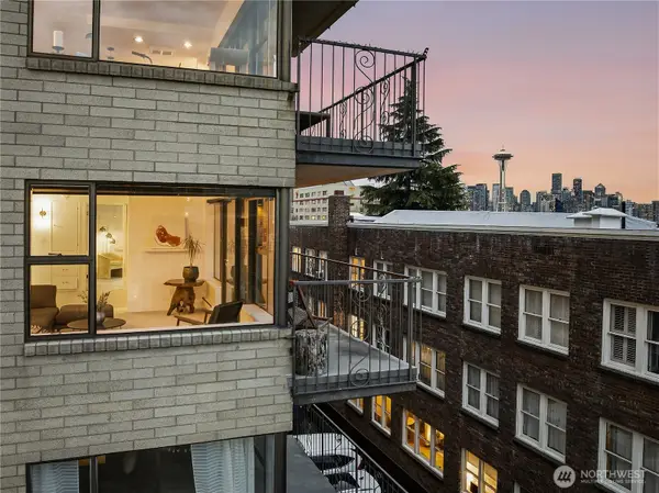 912 3rd Avenue W #202, Seattle, WA 98119