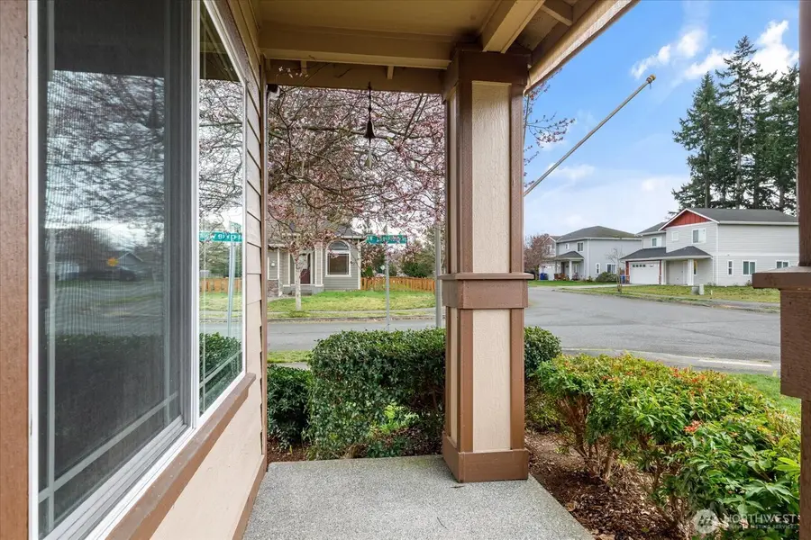 780 NW Lateen Street, Oak Harbor, WA 98277 - #2