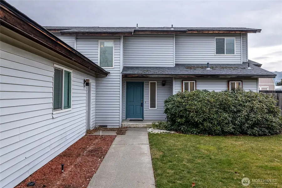 1856 4th Street Se, East Wenatchee, WA 98802 - Image #2