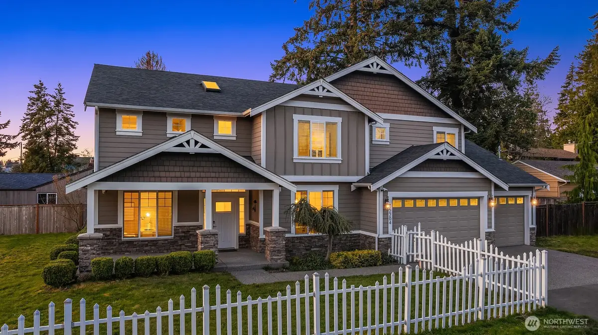 12204 Ashworth Avenue N, Seattle, WA 98133 - Image #1