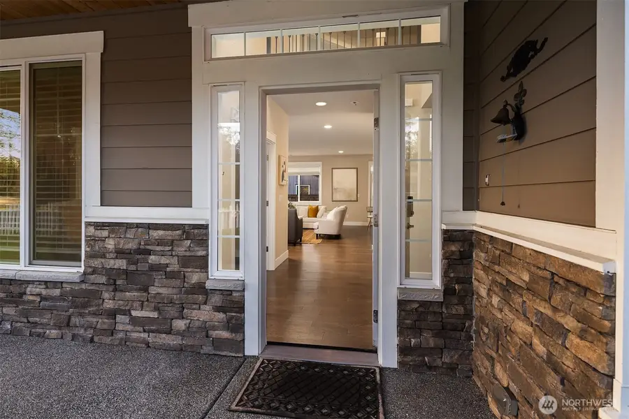 12204 Ashworth Avenue N, Seattle, WA 98133 - Image #2