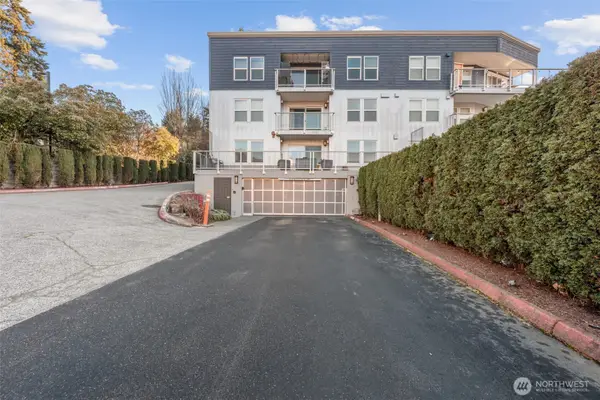 11920 98th Avenue Ne #206, Kirkland, WA 98034