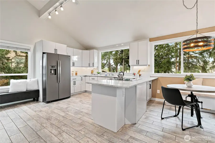 7643 129th Avenue Se, Newcastle, WA 98056 - Image #2