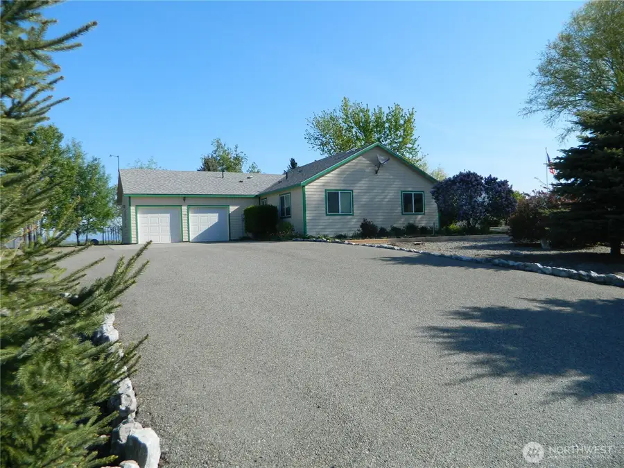 23 Valley View Drive, Tonasket, WA 98855 - #2