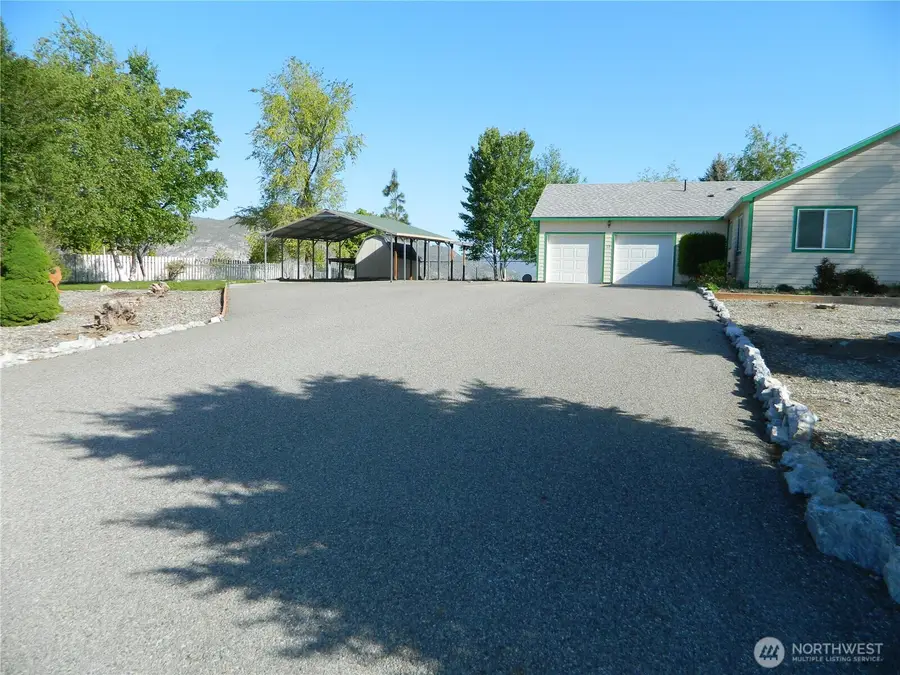 23 Valley View Drive, Tonasket, WA 98855 - #3