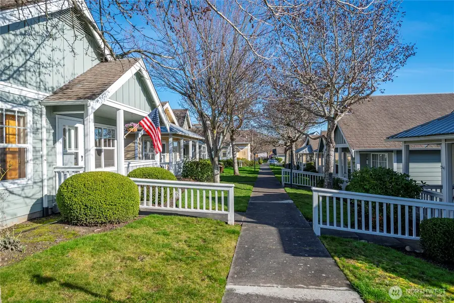 161 W Whidbey Avenue #21, Oak Harbor, WA 98277 - #3