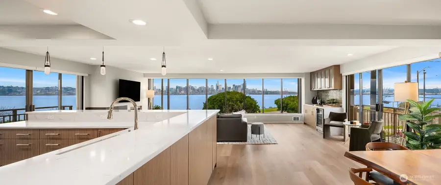 1111 Harbor Avenue Sw #200, Seattle, WA 98116 - Image #2