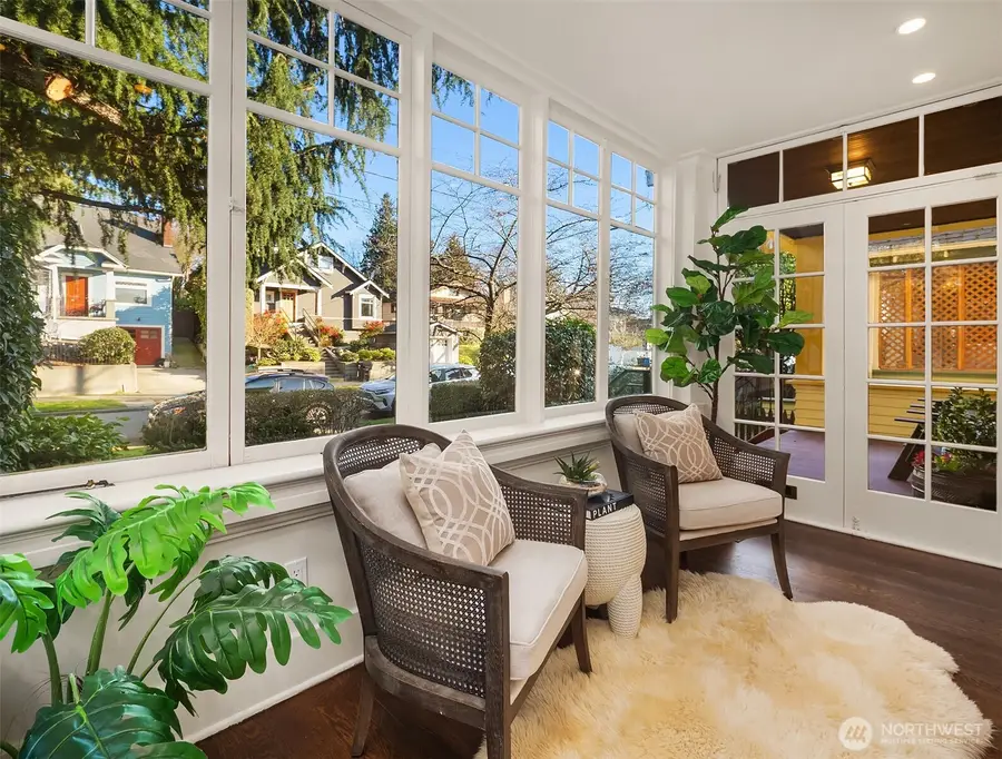 5027 8th Avenue Ne, Seattle, WA 98105 - Image #3