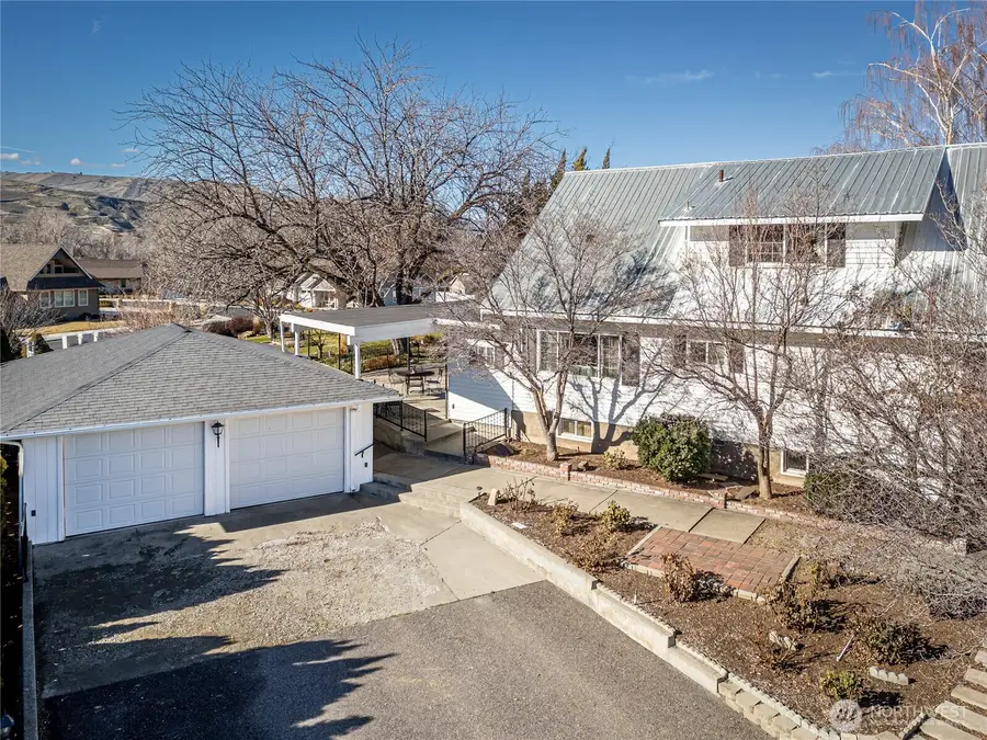 46 John Truett Drive, Malaga, WA 98828 - #2