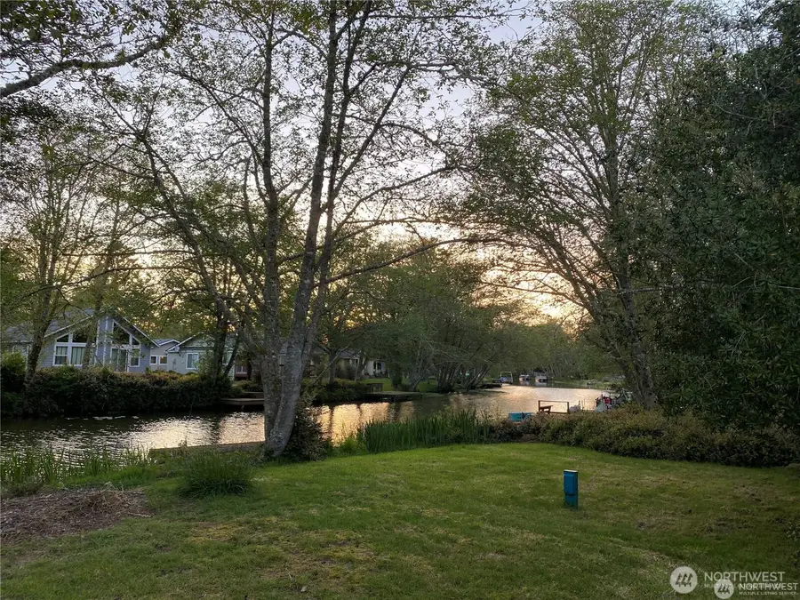 963 Hassalo Avenue Se, Ocean Shores, WA 98569 - #3