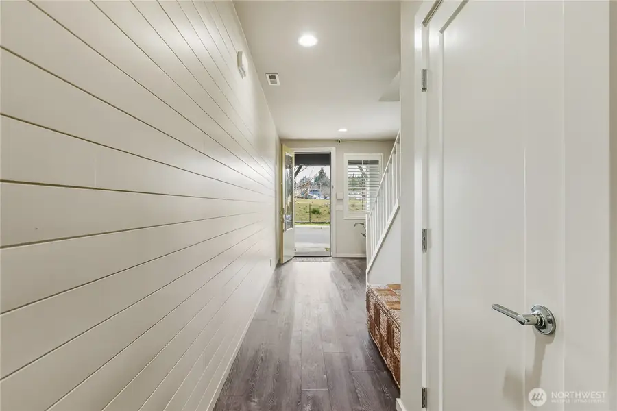 281 SW 97th Place, Seattle, WA 98106 - #3