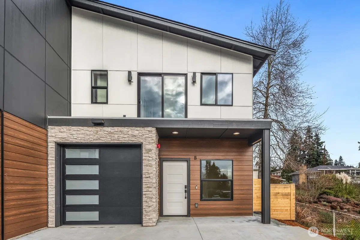 910 S 138th Street #B, Burien, WA 98168 - Image #1