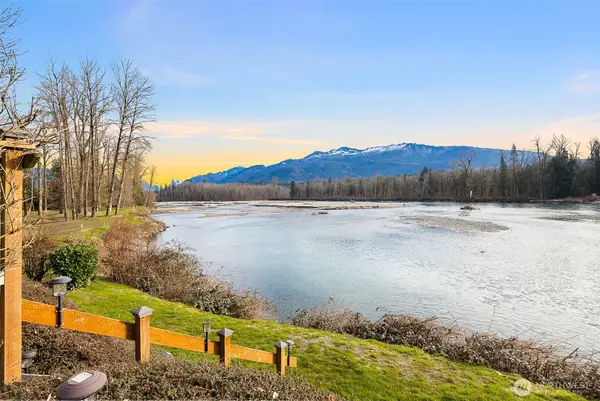 1122 Dyer Road, Sultan, WA 98294