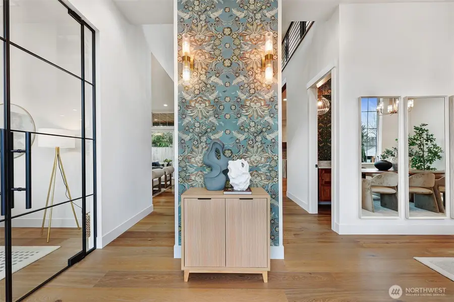 8217 22nd Place Ne, Seattle, WA 98115 - Image #2