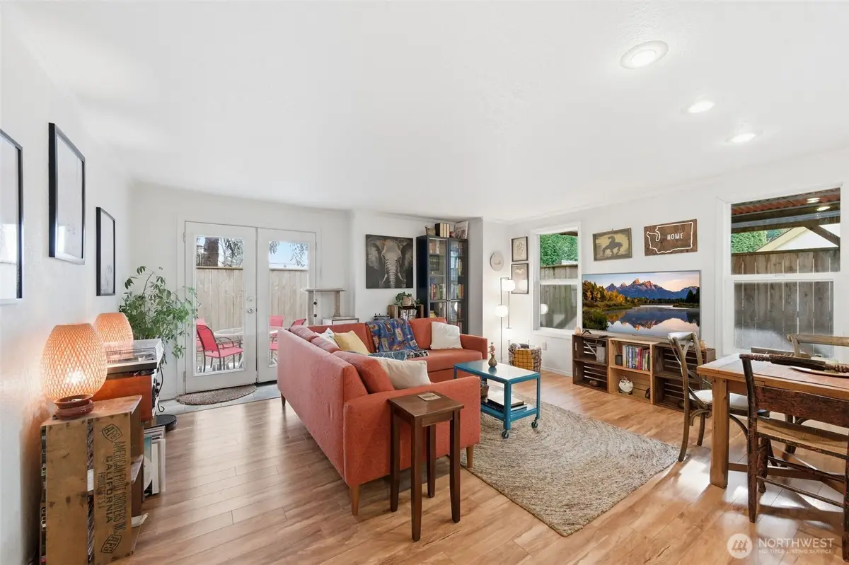 220 Israel Road Sw #F6, Tumwater, WA 98501 - #1