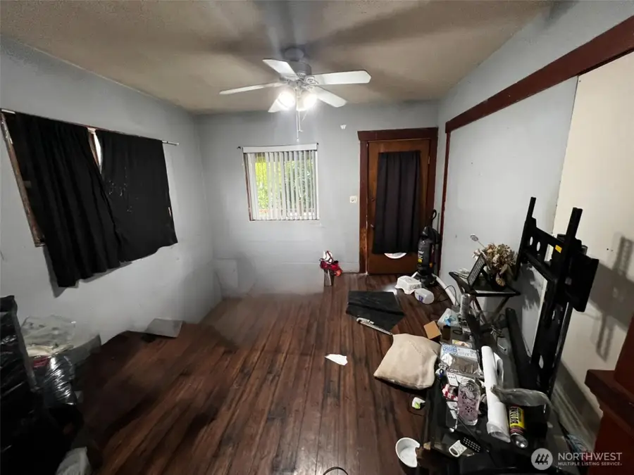 1218 Poindexter Avenue, Bremerton, WA 98312 - Image #3