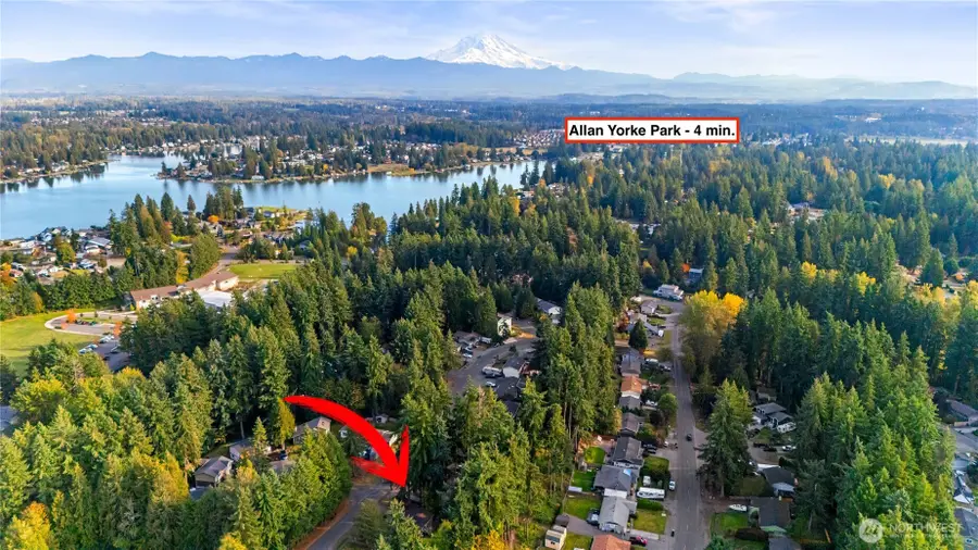 6018 190th Avenue Ct E, Lake Tapps, WA 98391 - #3