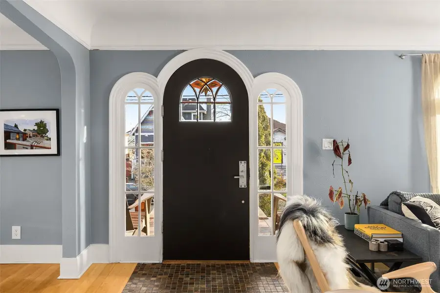 1150 N 77th Street, Seattle, WA 98103 - #3