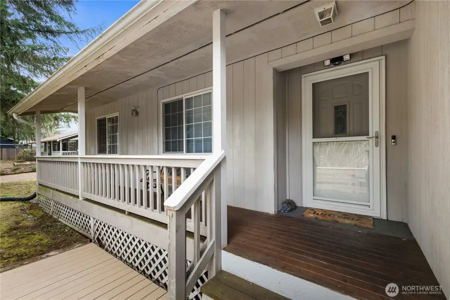 210 Country Estates Drive W, Rainier, WA 98576 - Image #3