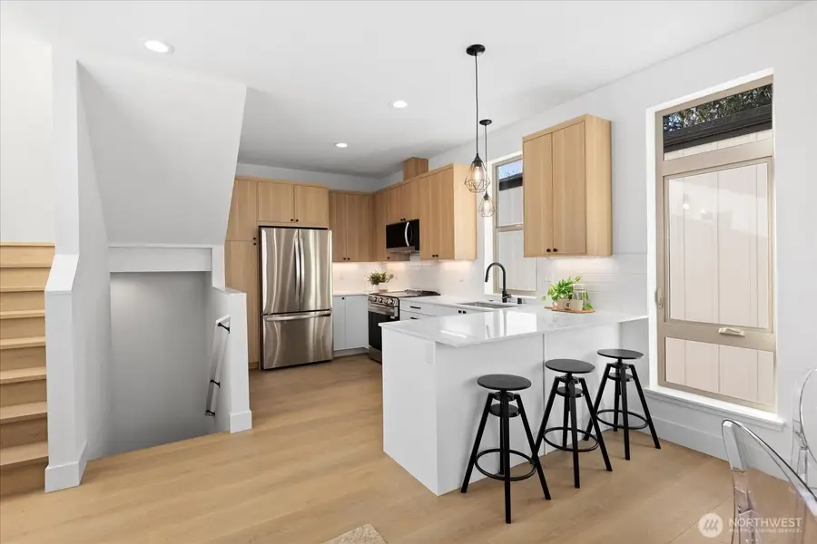 12044 Hiram Place Ne #A, Seattle, WA 98125 - #2