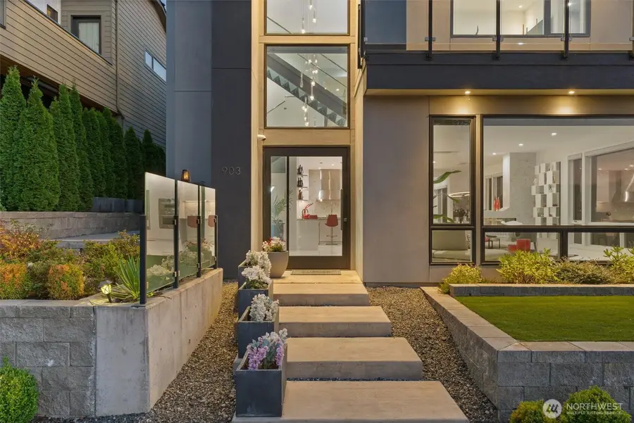 903 N 33rd Place, Renton, WA 98056 - #3