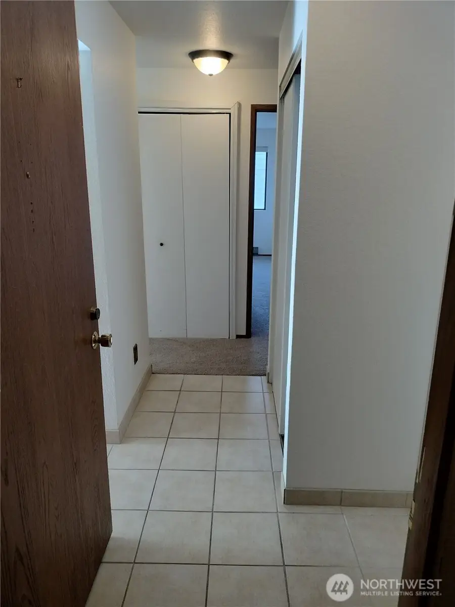 11755 Greenwood Avenue N #203, Seattle, WA 98133 - Image #3