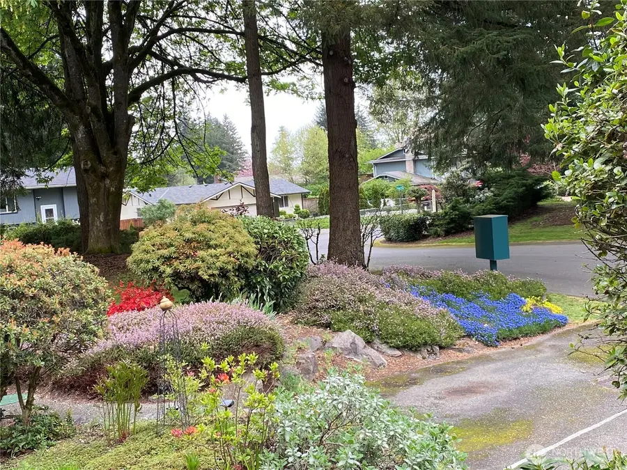 821 Essex Place Ne #1C, Olympia, WA 98516 - #3