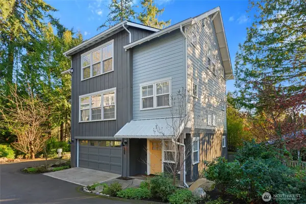 509 Groos Lane Ne, Bainbridge Island, WA 98110