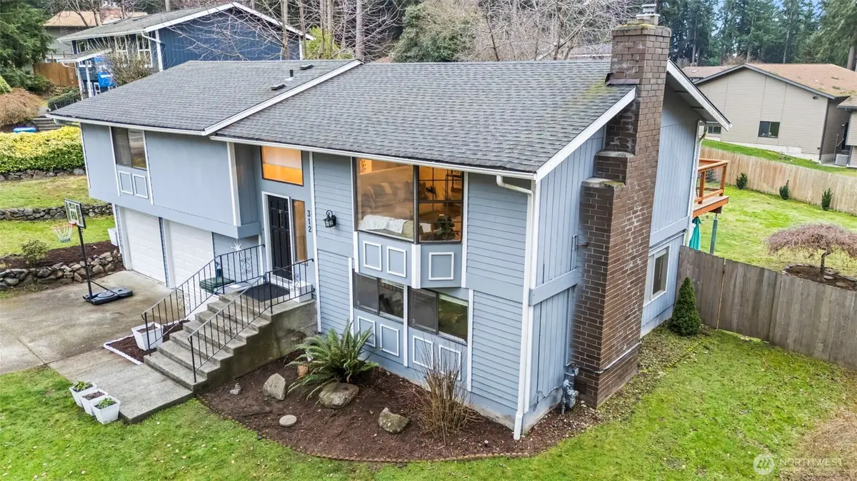 312 Point Fosdick Place Nw, Gig Harbor, WA 98335 - Image #1