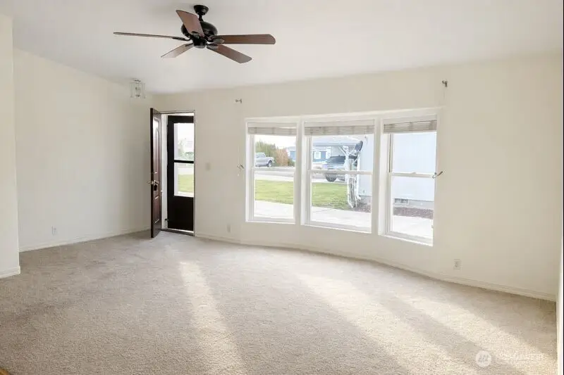 309 5th Avenue Se, Ephrata, WA 98823 - Image #2