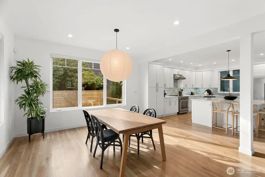 10419 41st Avenue Sw, Seattle, WA 98146 - Image #3