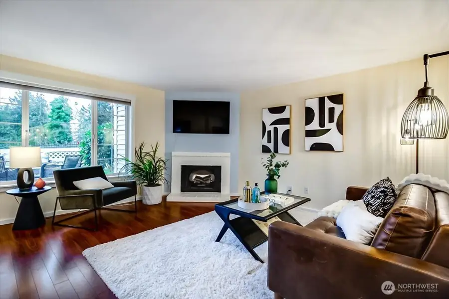 12404 E Gibson Road #D101, Everett, WA 98204 - Image #2