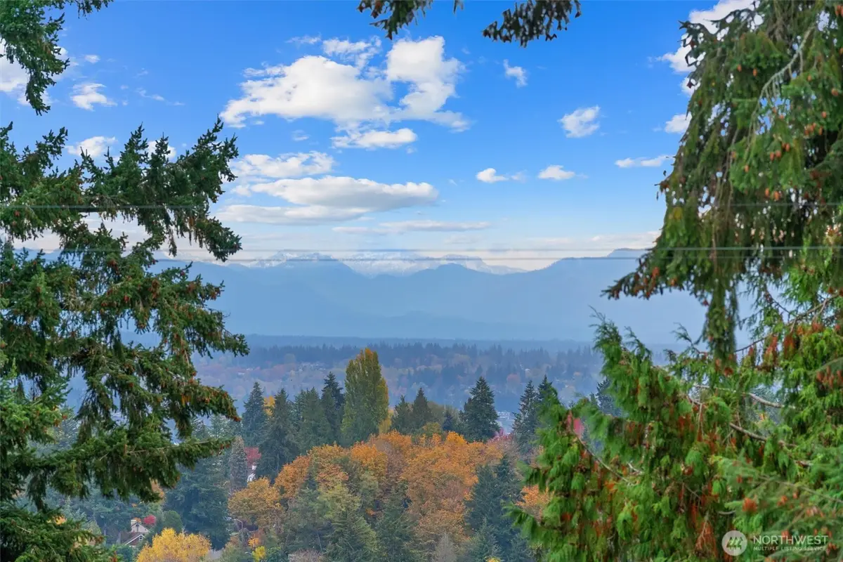 1255 NE 100th Street, Seattle, WA 98125 - Image #1