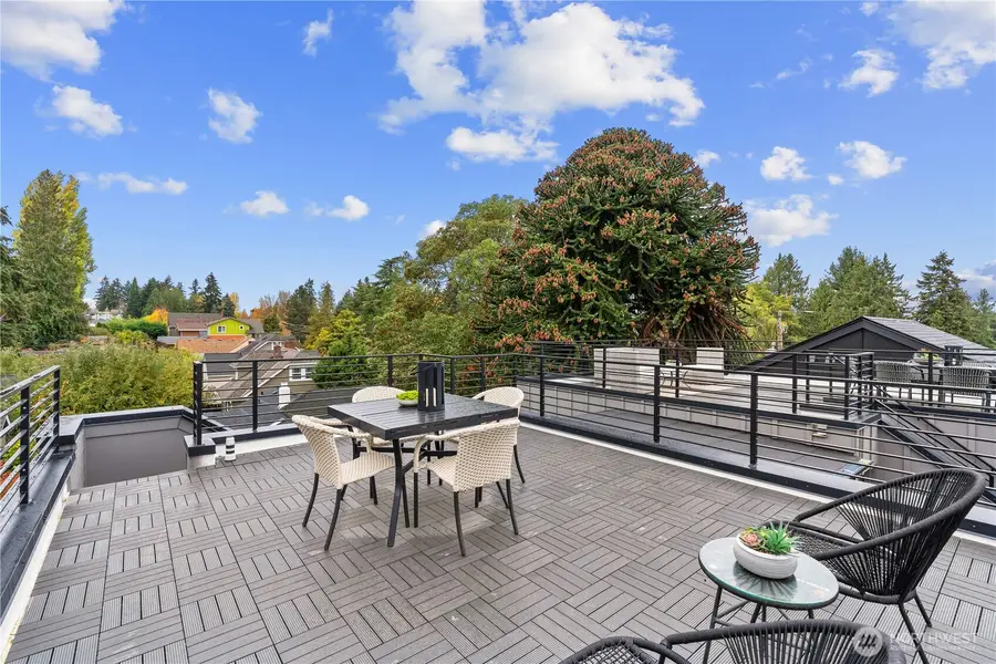 1255 NE 100th Street, Seattle, WA 98125 - Image #2