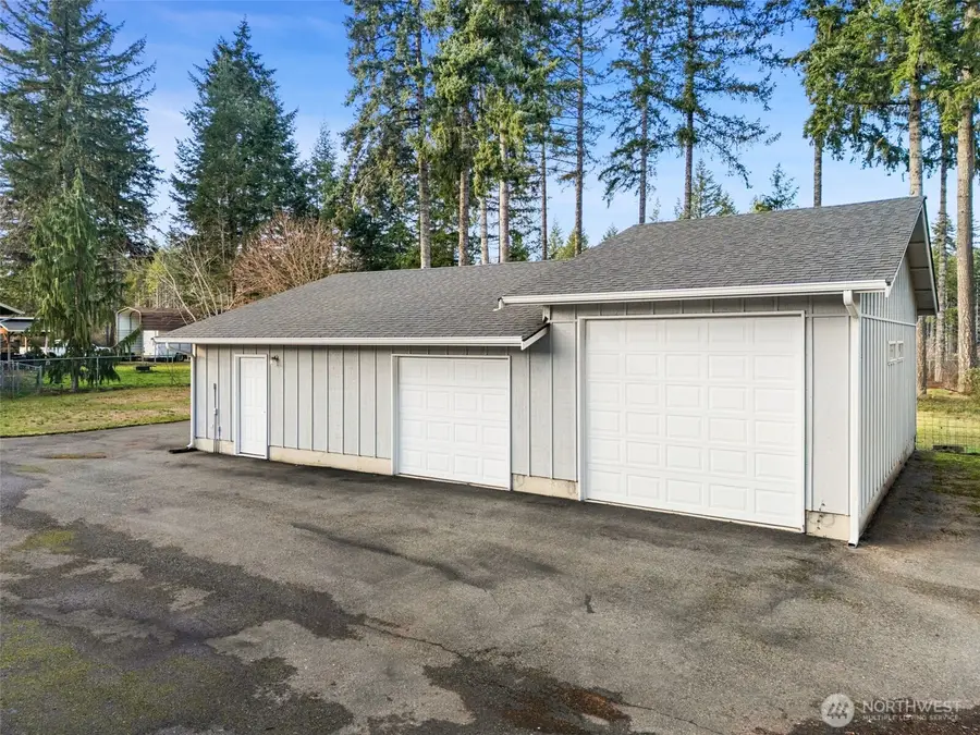 1351 E Island Lake Drive, Shelton, WA 98584 - Image #2
