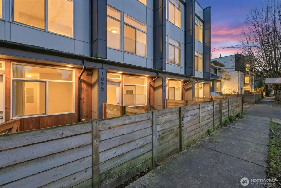 1055 S Cloverdale Street, Seattle, WA 98108 - #3