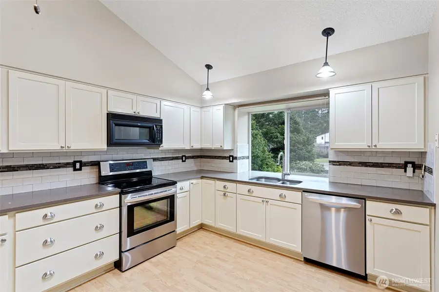 2109 Patricia Court Se, Lacey, WA 98503 - Image #3