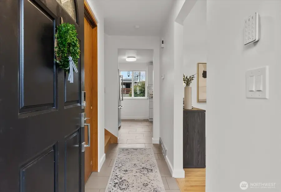 7718 204th Place Sw, Edmonds, WA 98026 - Image #2