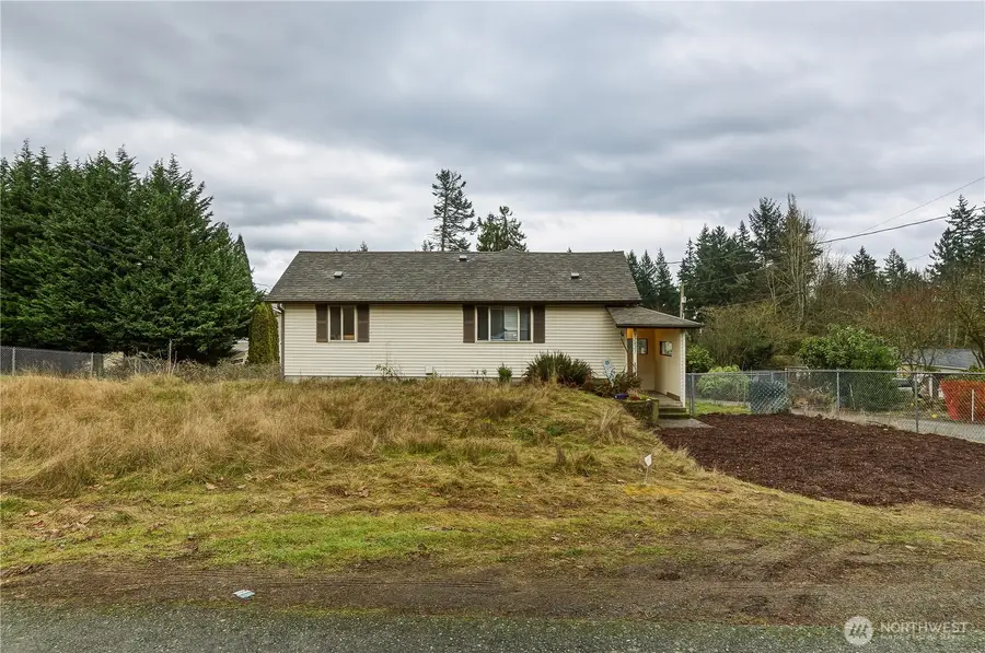 22827 Meridian Avenue S, Bothell, WA 98021 - Image #2